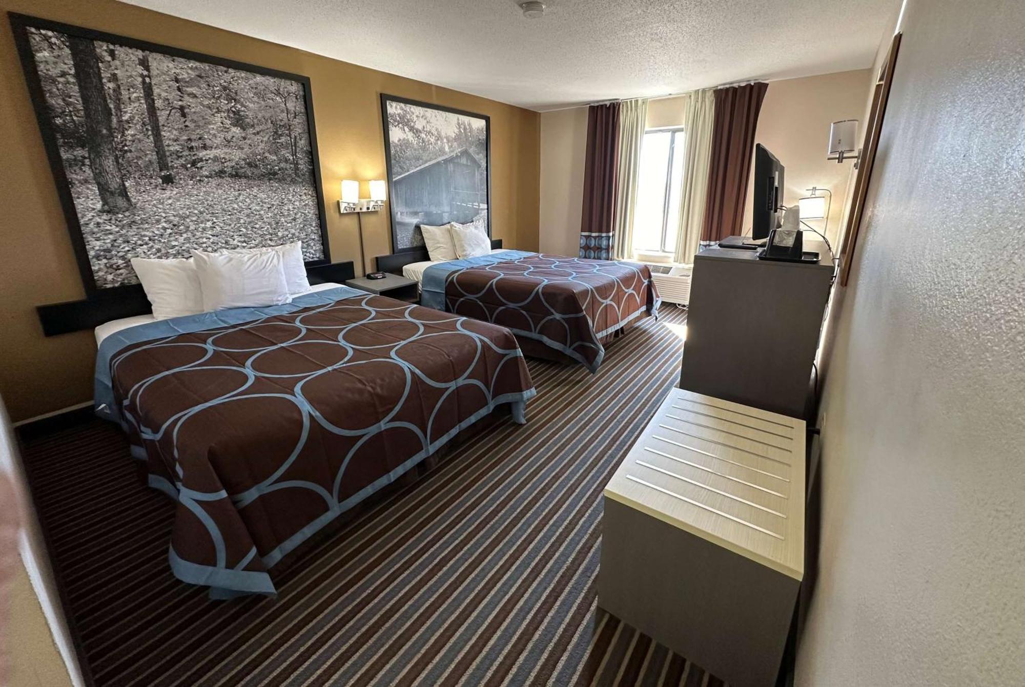 Super 8 By Wyndham Columbia Clark Lane Hotel Buitenkant foto