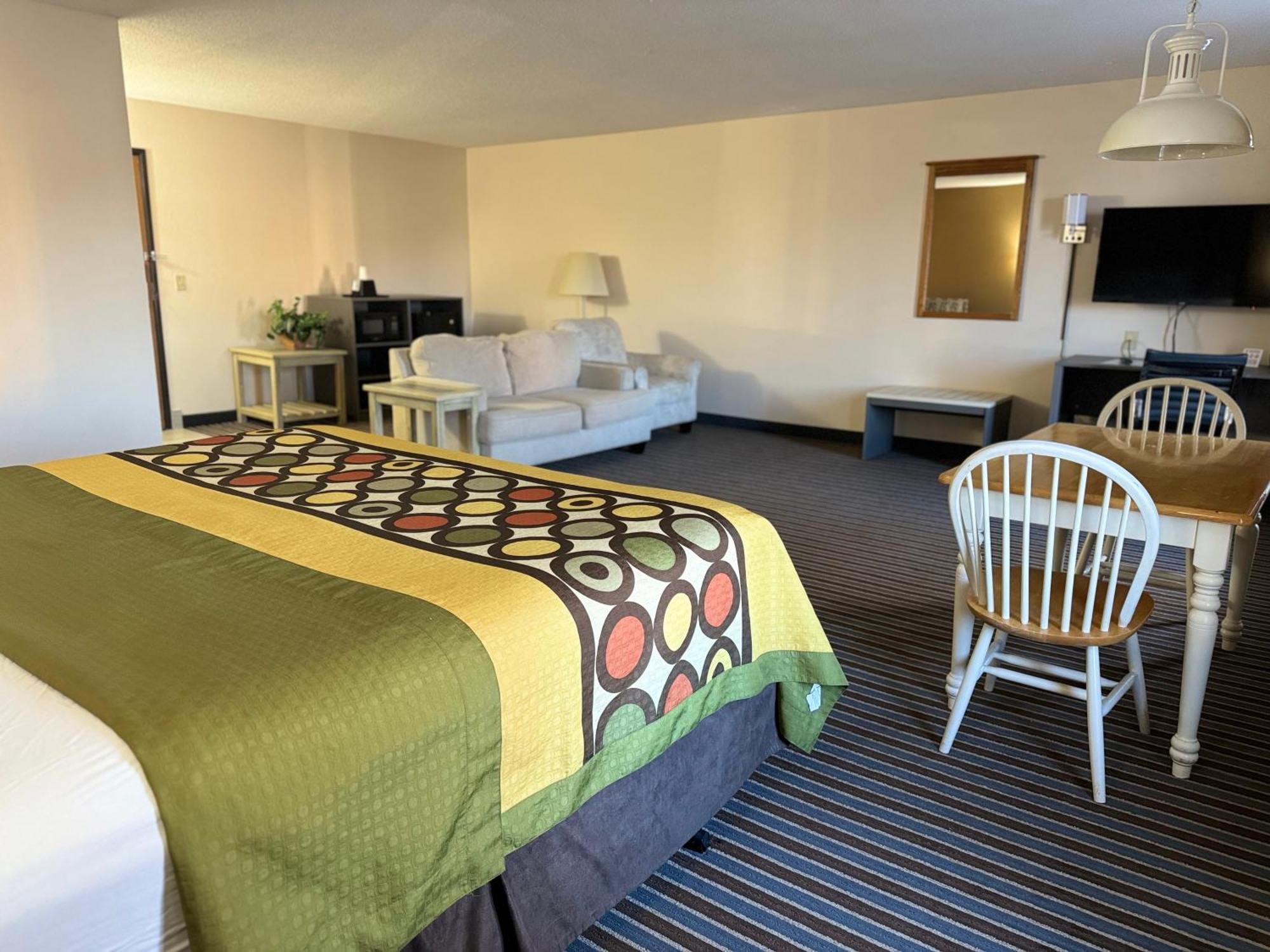 Super 8 By Wyndham Columbia Clark Lane Hotel Buitenkant foto