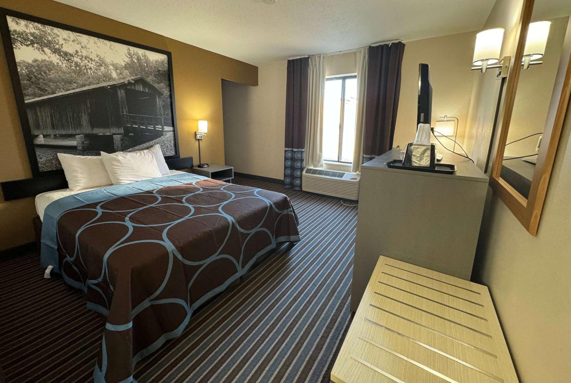 Super 8 By Wyndham Columbia Clark Lane Hotel Buitenkant foto